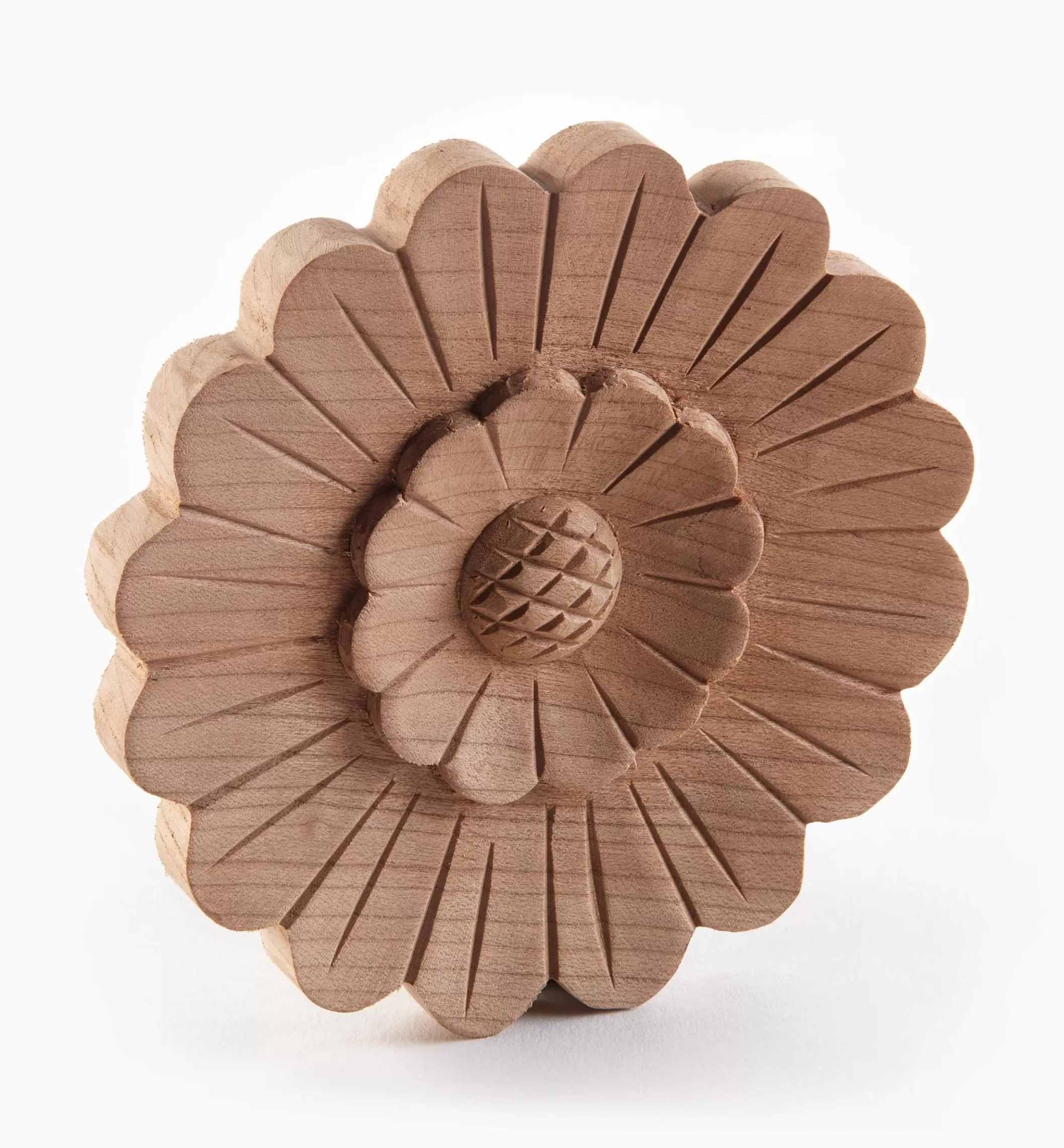 Cheap Lee Valley 3 7/8" Hand-Carved Round Appliqué