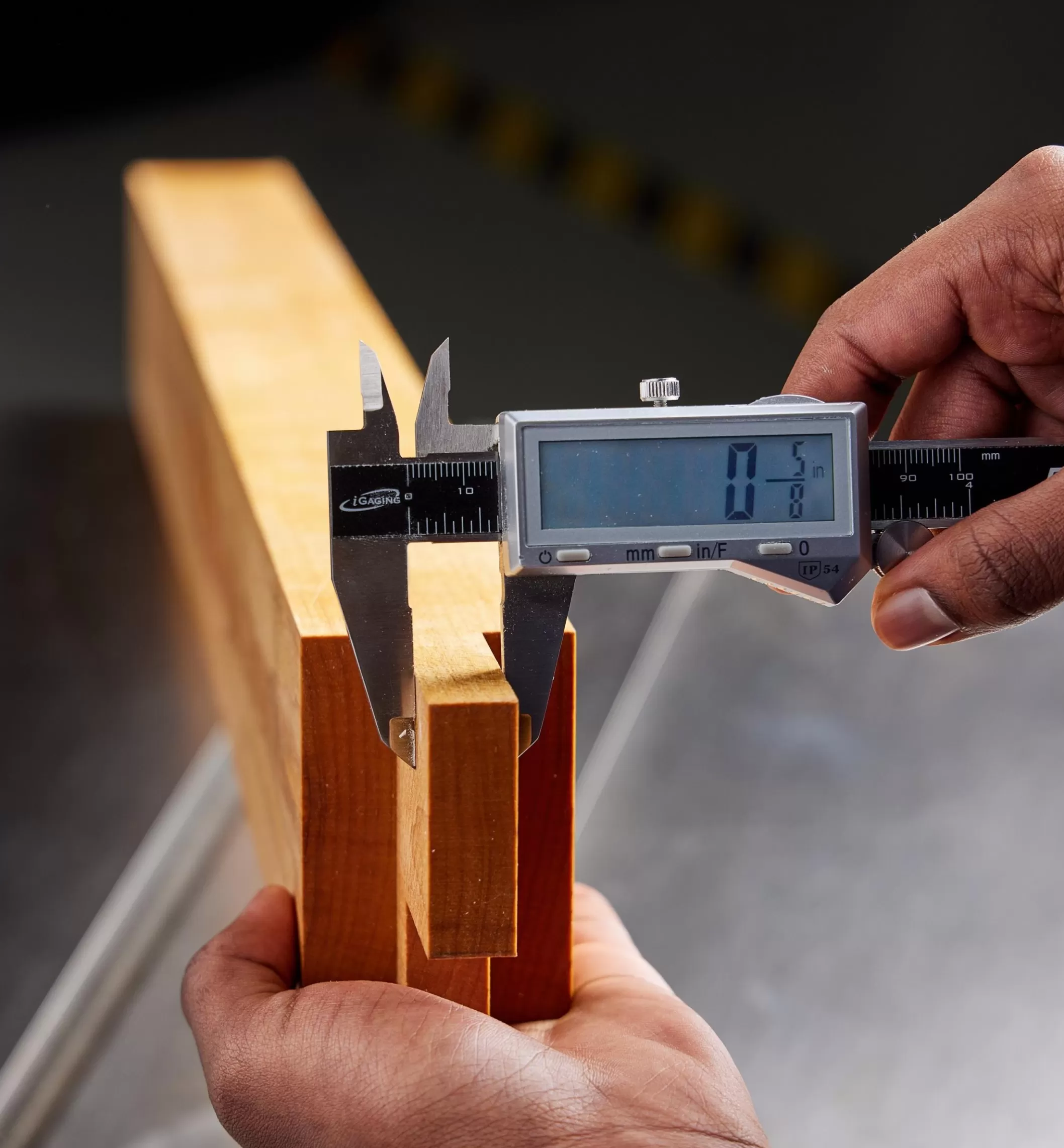 Fashion Lee Valley Blindman's Fractional Electronic Caliper