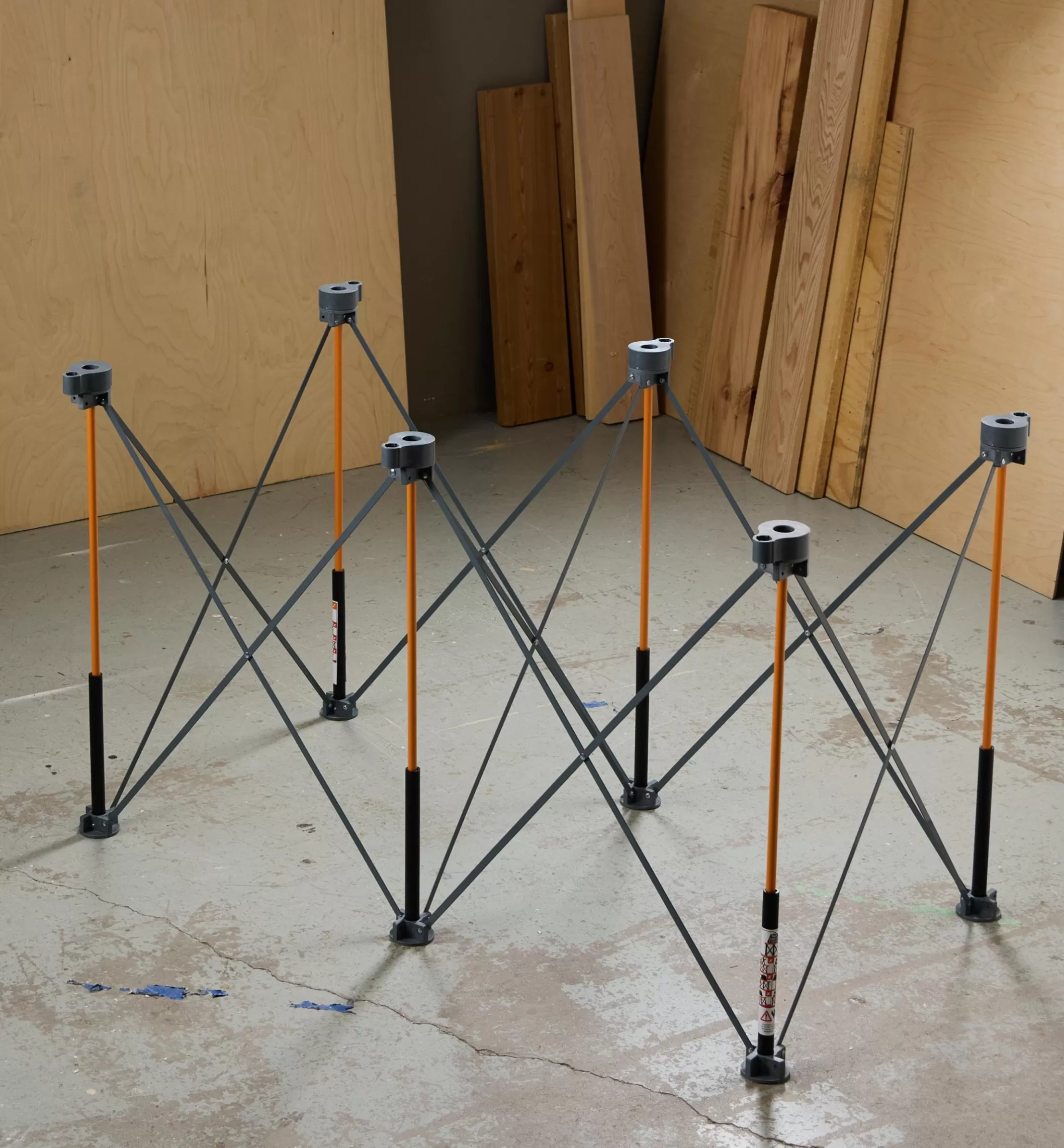 Discount Lee Valley Bora Centipede Table