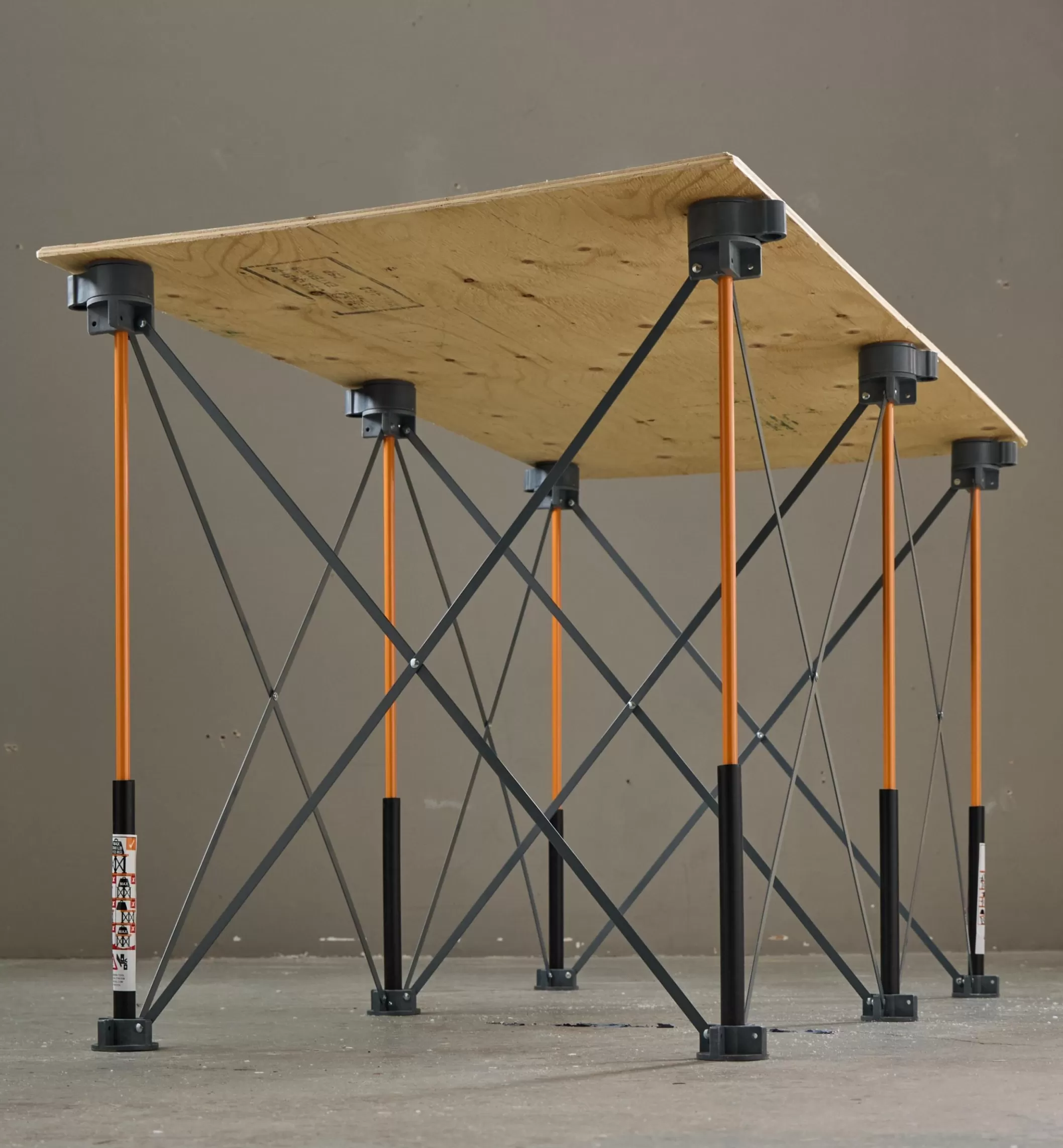 Discount Lee Valley Bora Centipede Table