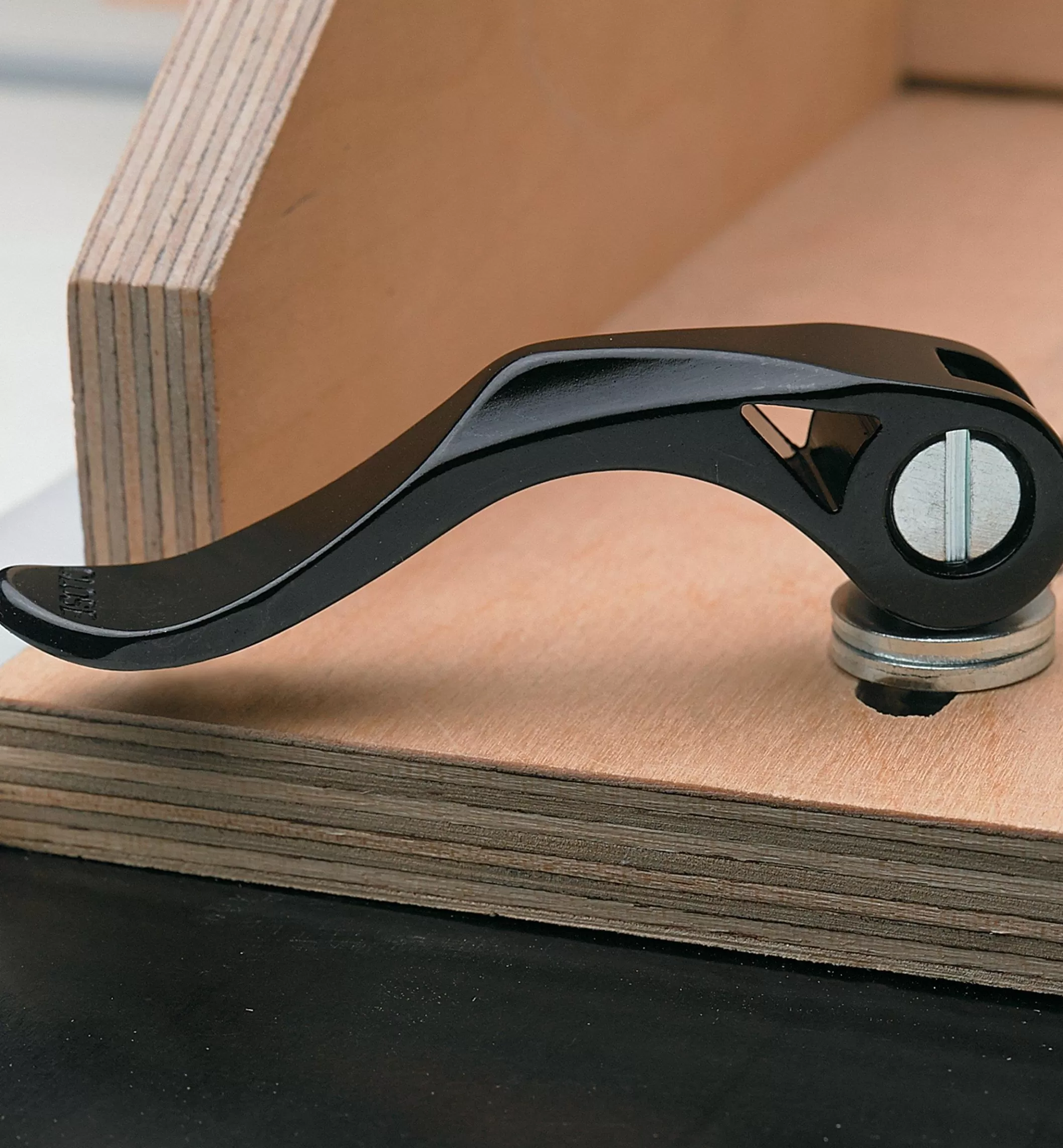 New Lee Valley Cam Clamp Mechanism (1/4-20 Thread)