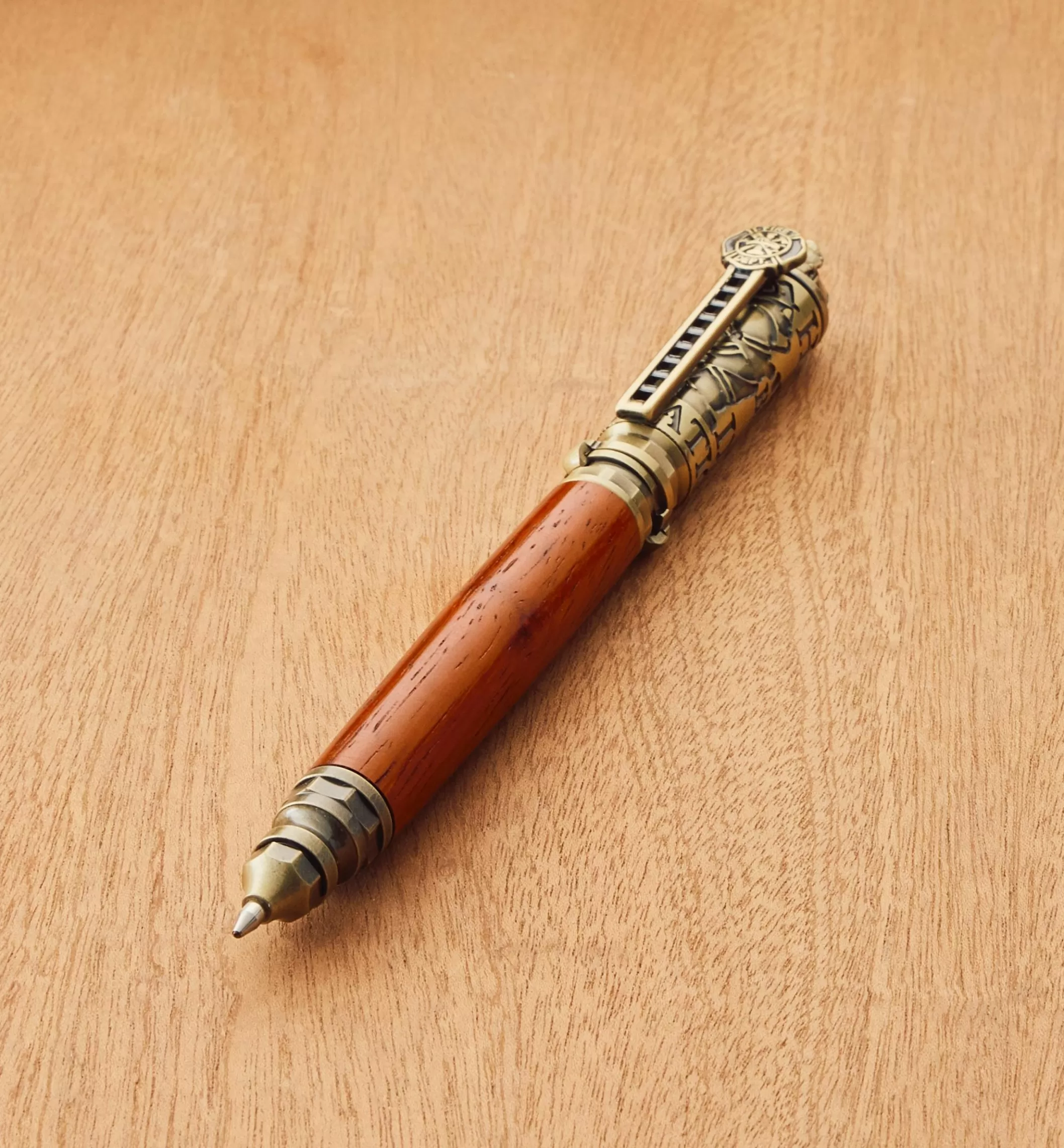 Online Lee Valley Firefighter Ballpoint Push & Lock Pen Hardware