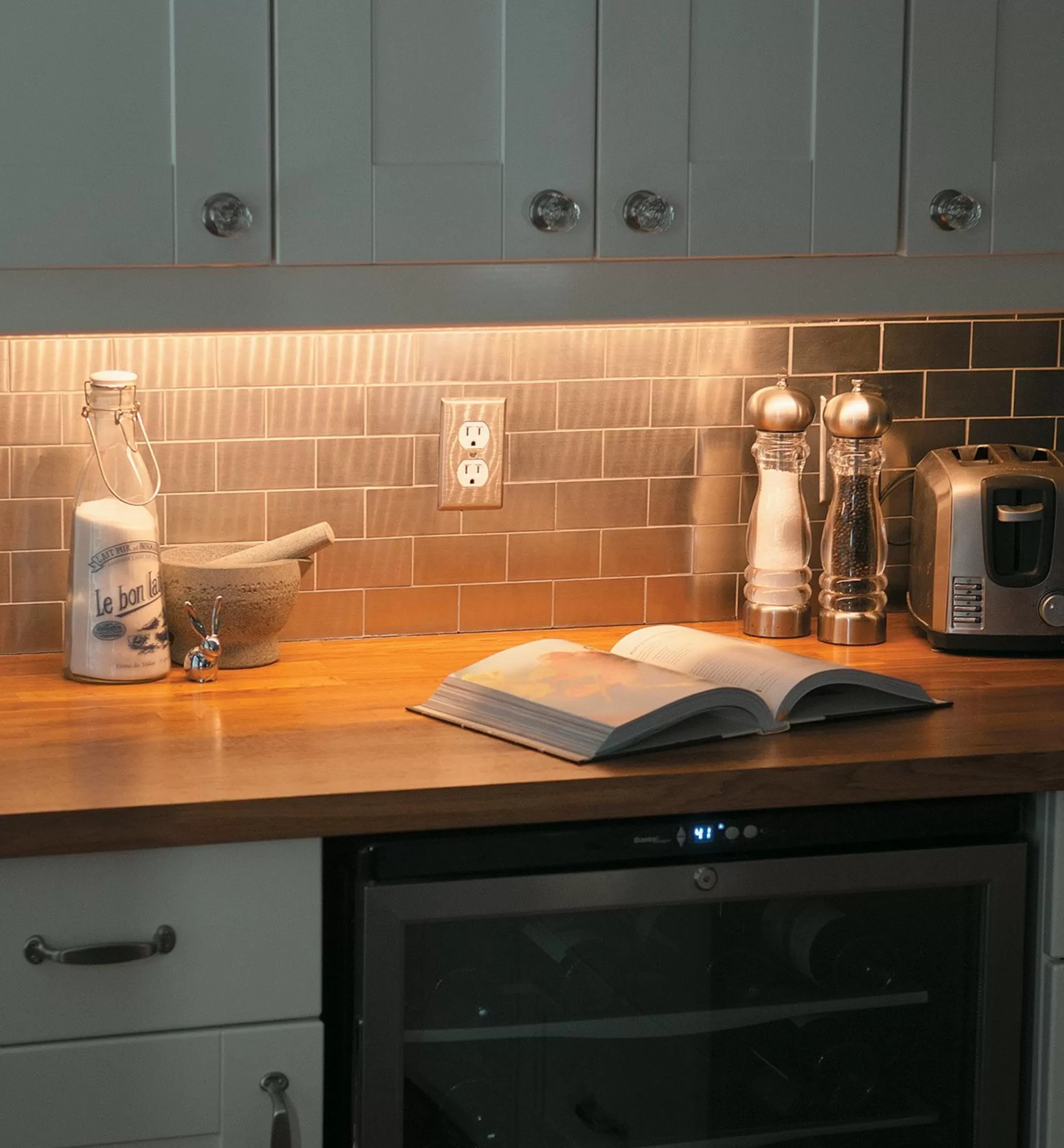 Discount Lee Valley Flush-Mount Channels For LED Tape Lighting