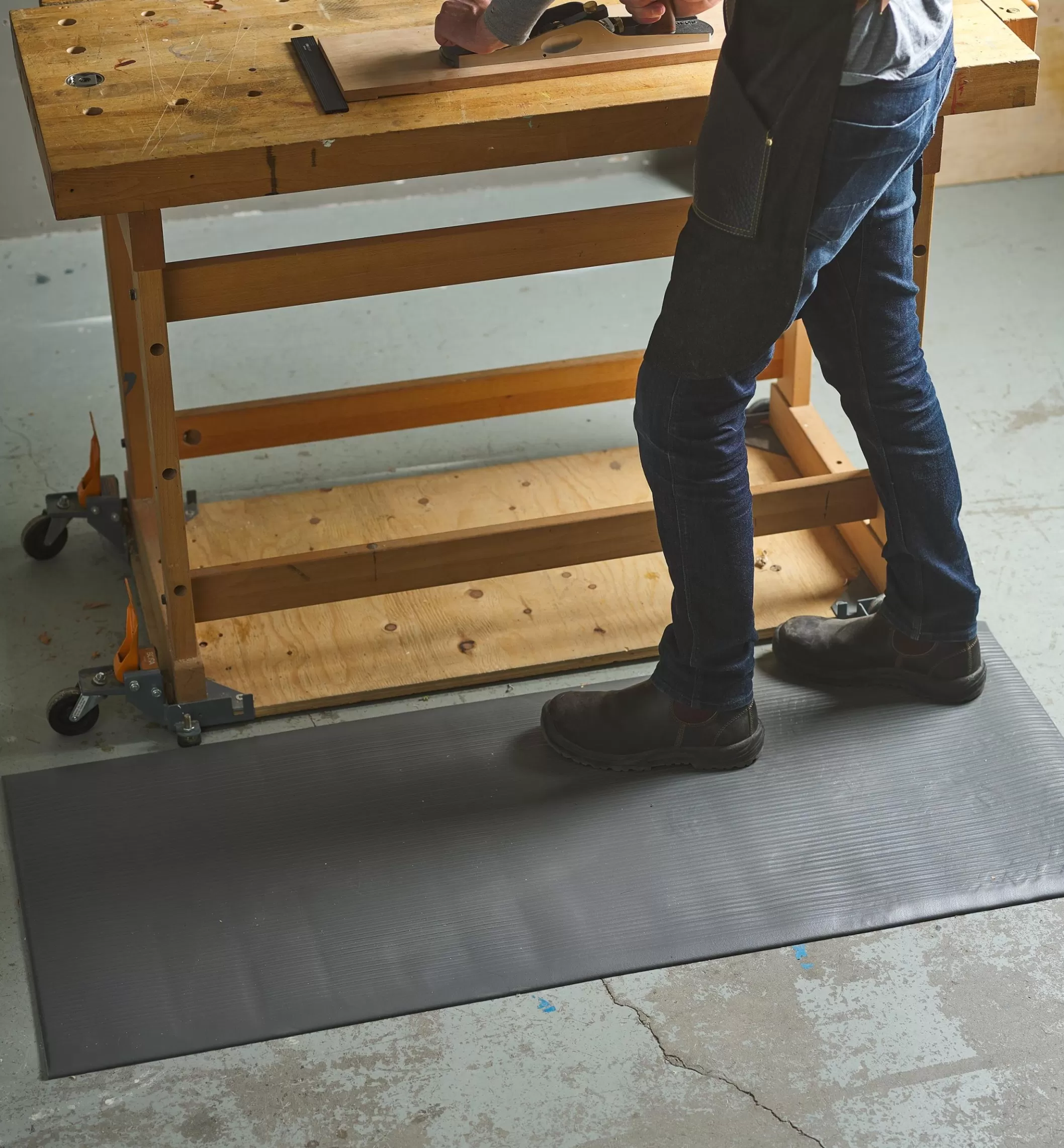 Fashion Lee Valley Foam-Cell Anti-Fatigue Bench Mat