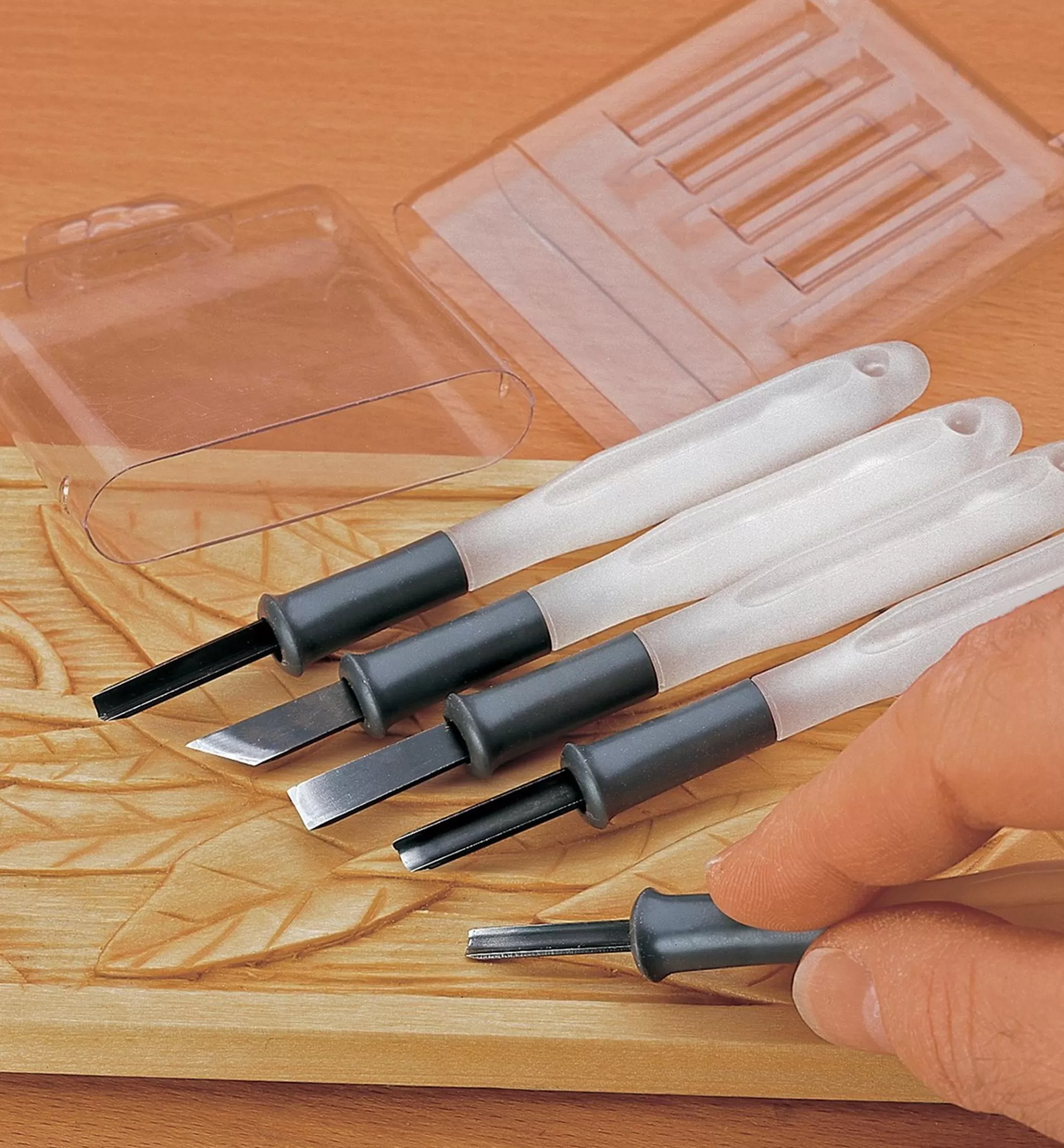 Cheap Lee Valley Japanese Carver's Set
