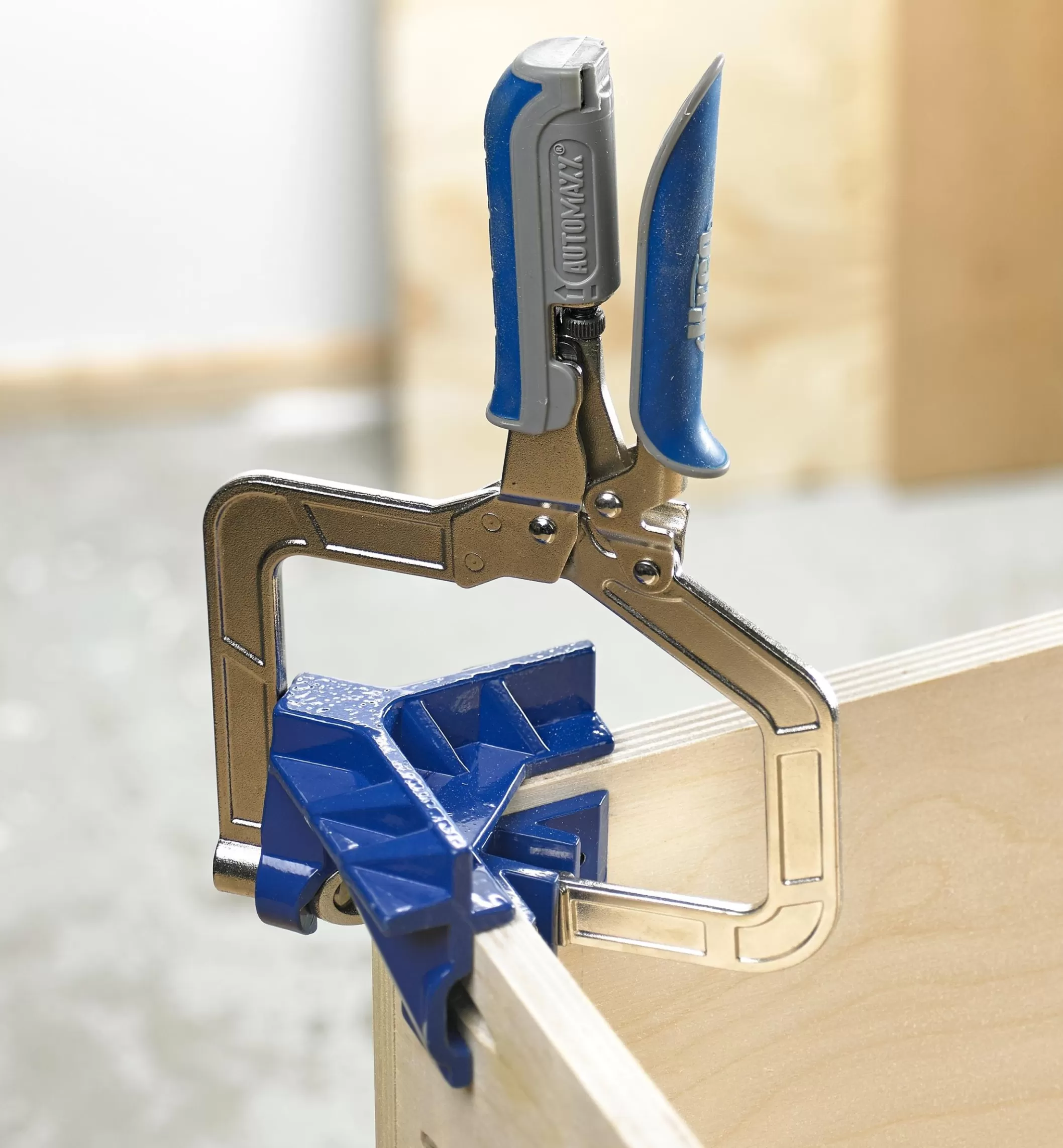 Online Lee Valley Kreg Corner Clamp