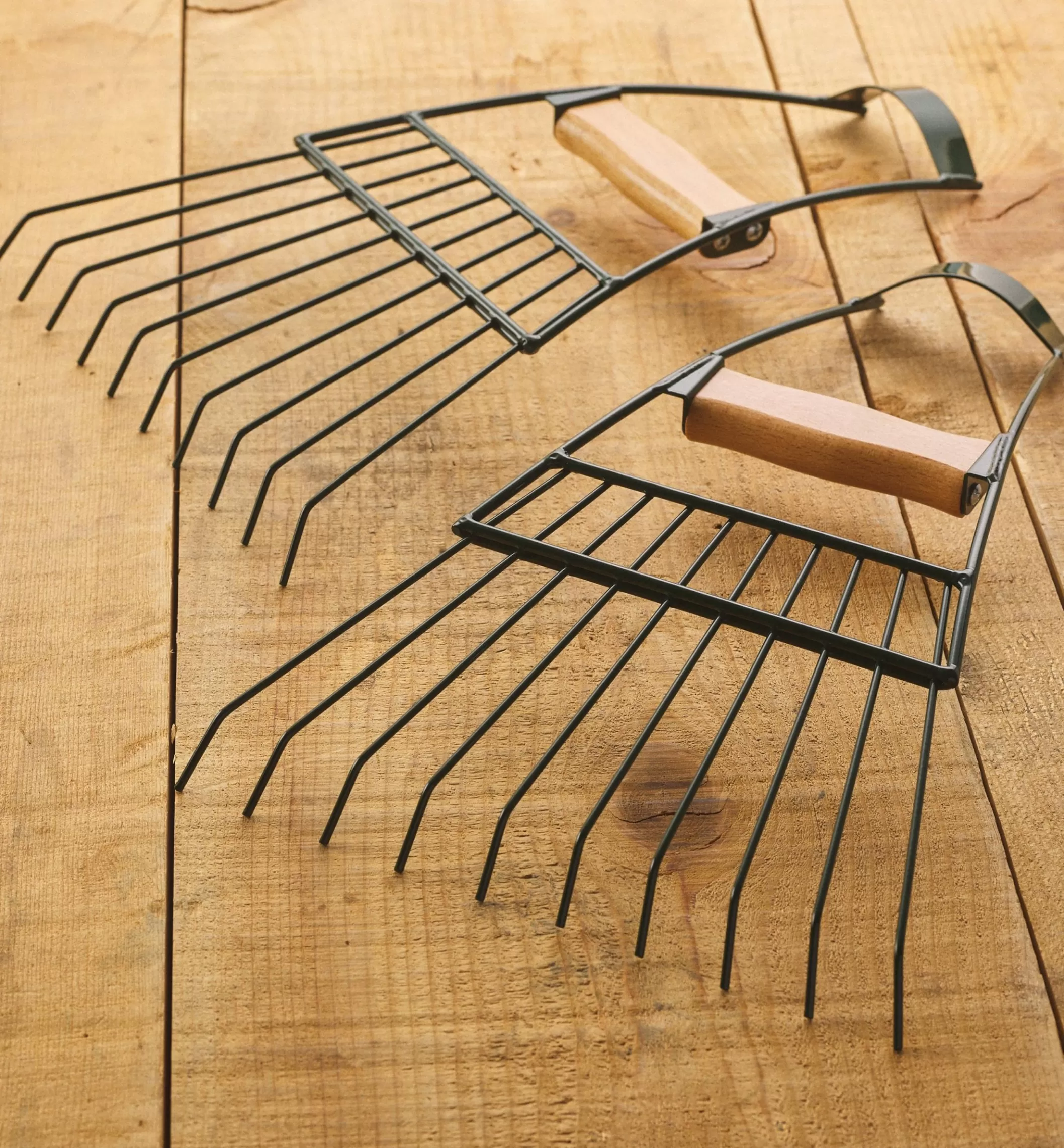 Discount Lee Valley Large Hand Rakes