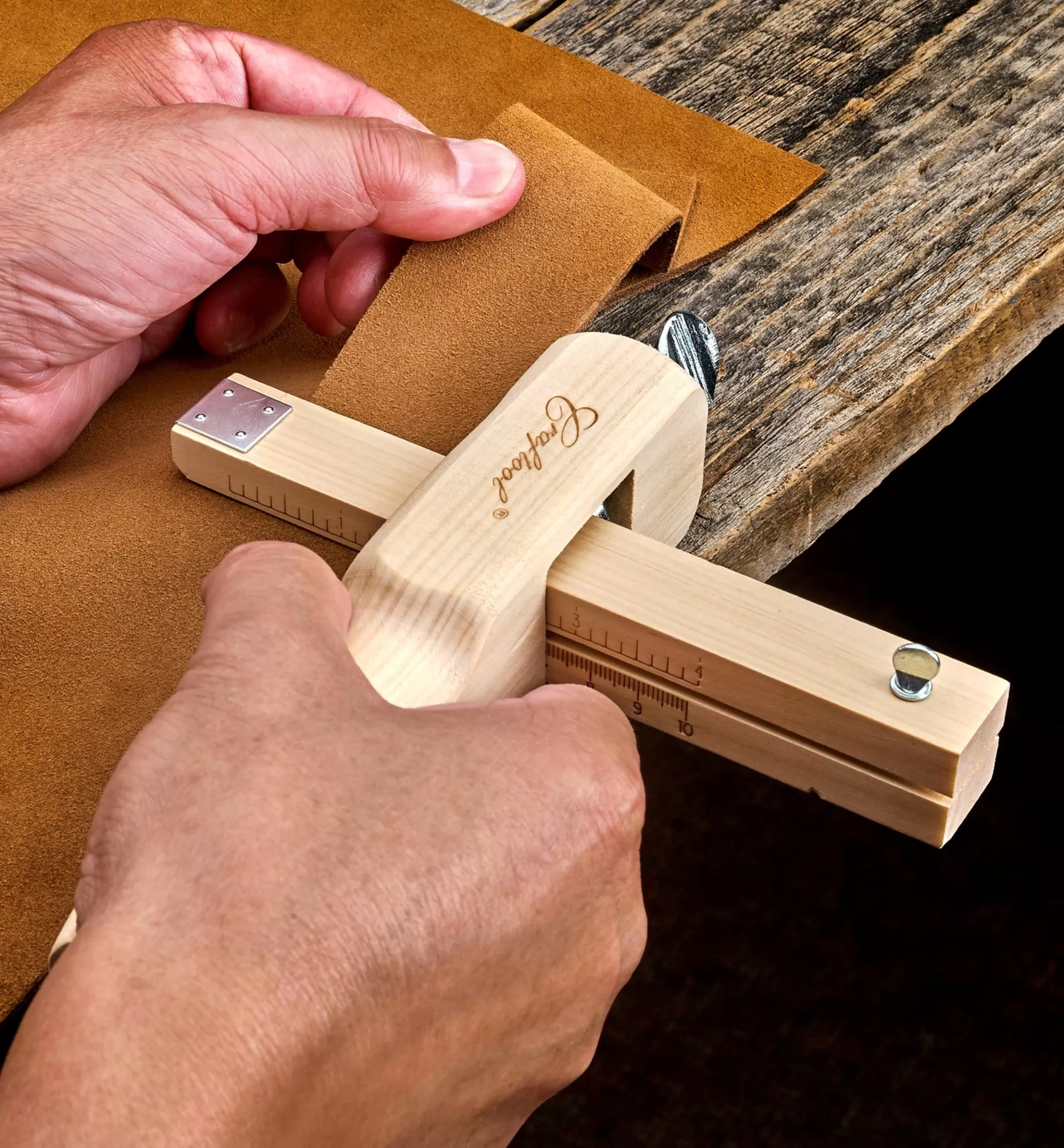 Flash Sale Lee Valley Leather Strap Cutter