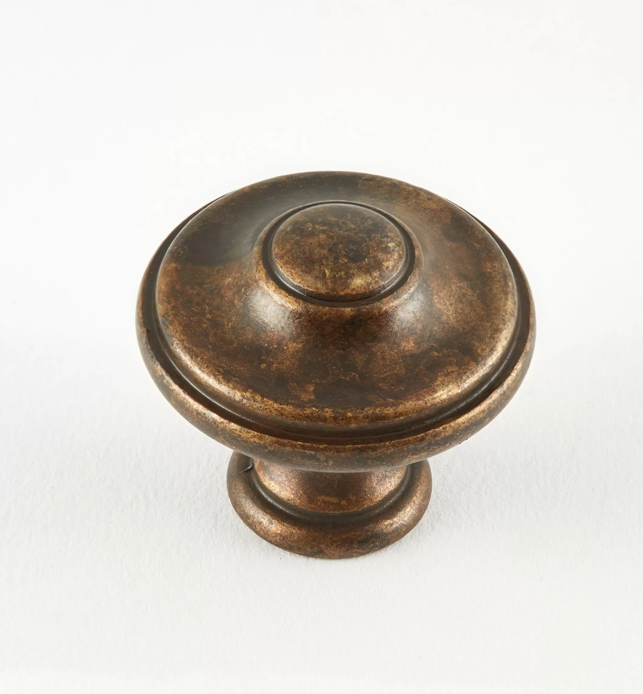 Cheap Lee Valley Old Brass Knobs