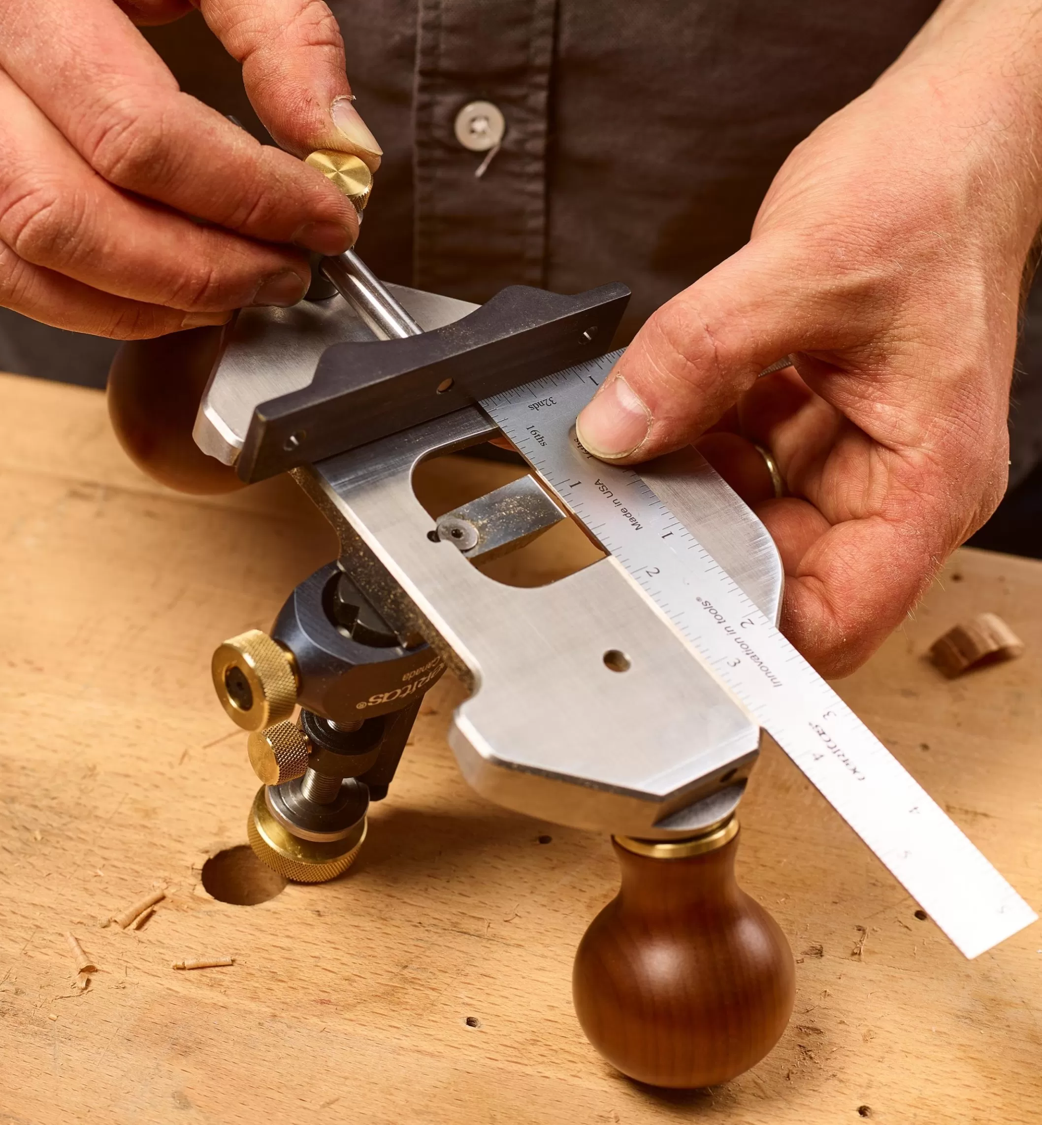 Store Lee Valley Optional Fence For Veritas Large Router Plane