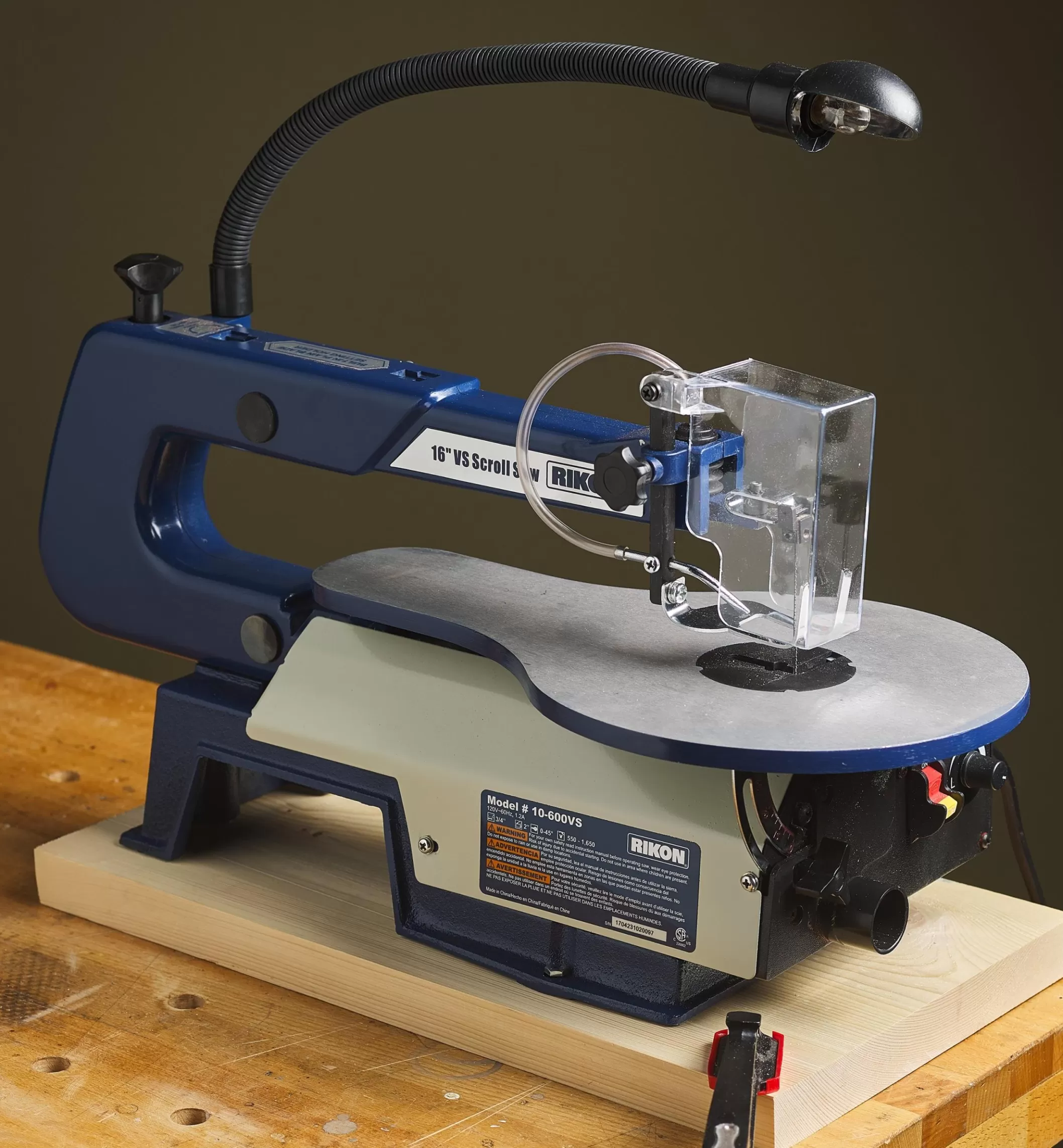 Sale Lee Valley Rikon 16" Scroll Saw