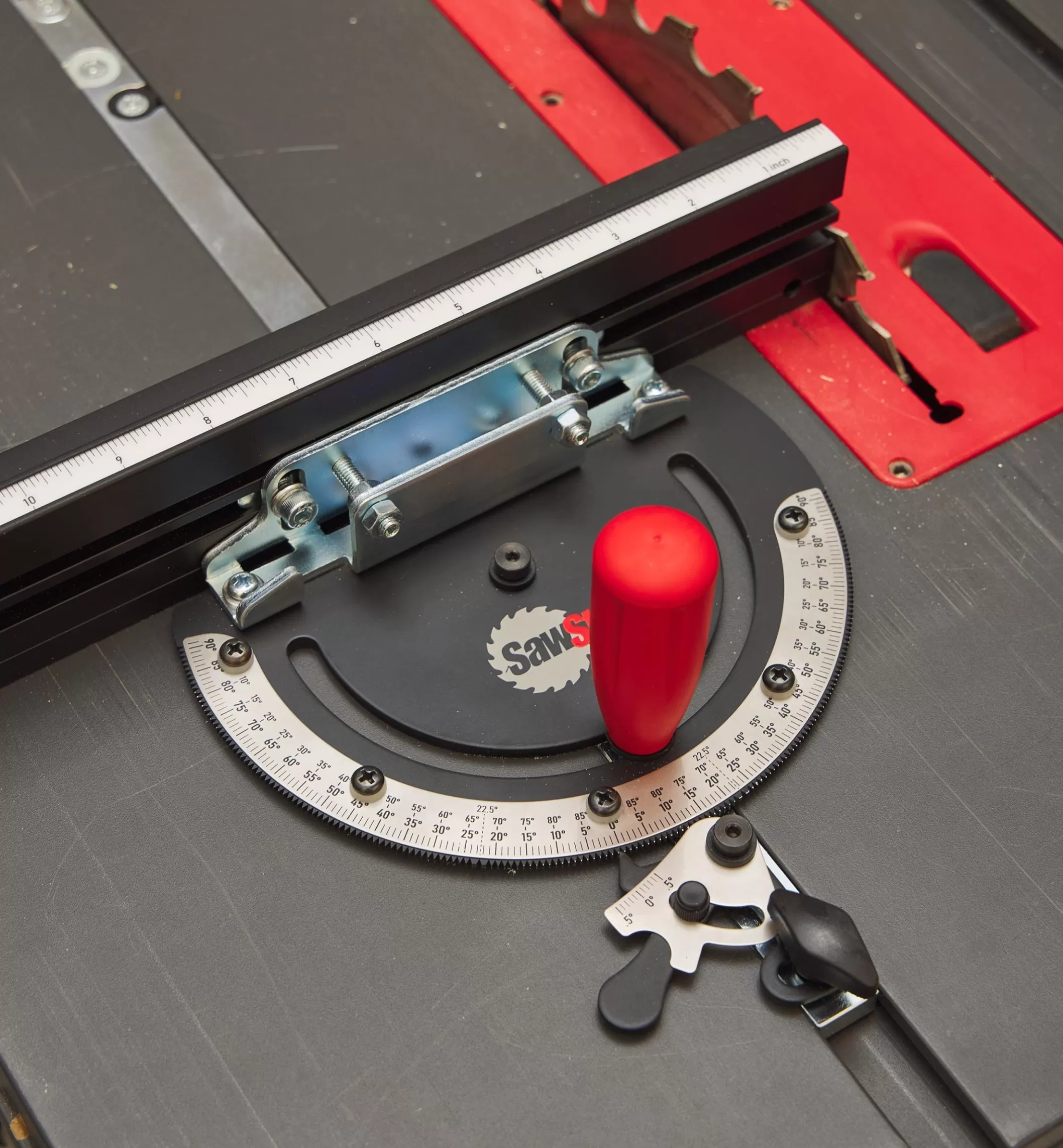 Hot Lee Valley SawStop Scale Miter Gauge