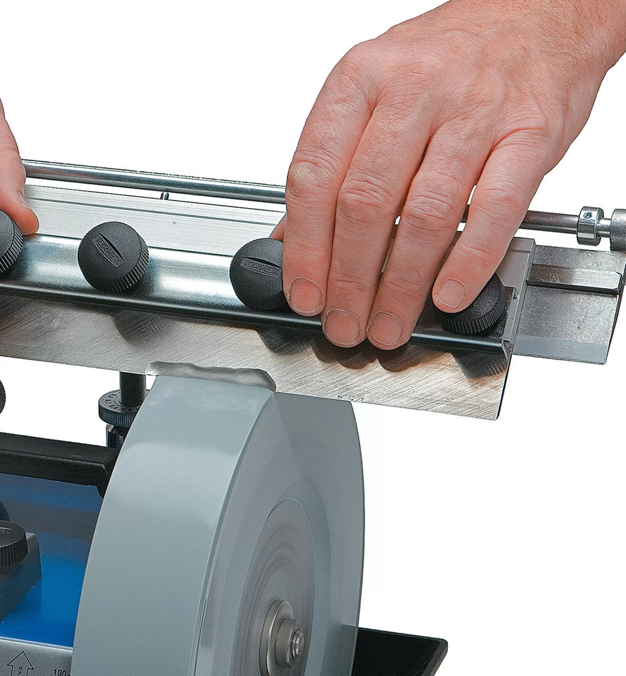 Hot Lee Valley Tormek Planer Blade Attachment