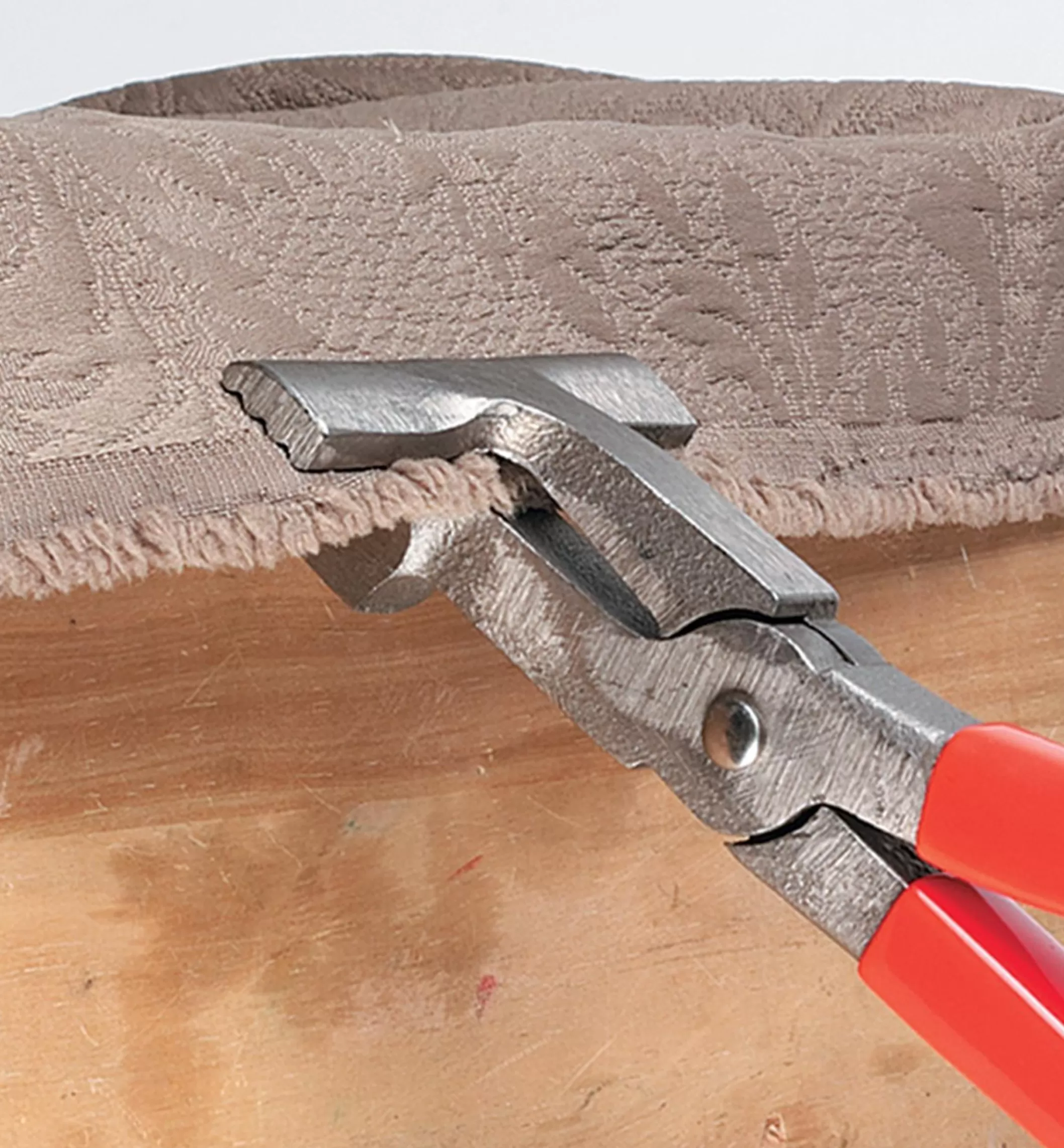 Store Lee Valley Upholsterer's Pliers