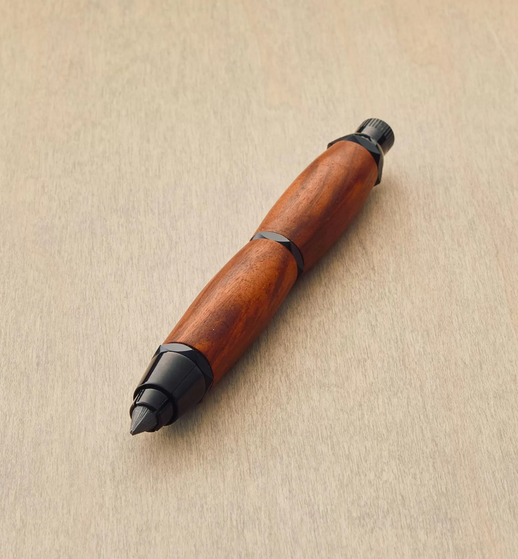 Best Sale Lee Valley Woodworker's Sketch Pencil Hardware