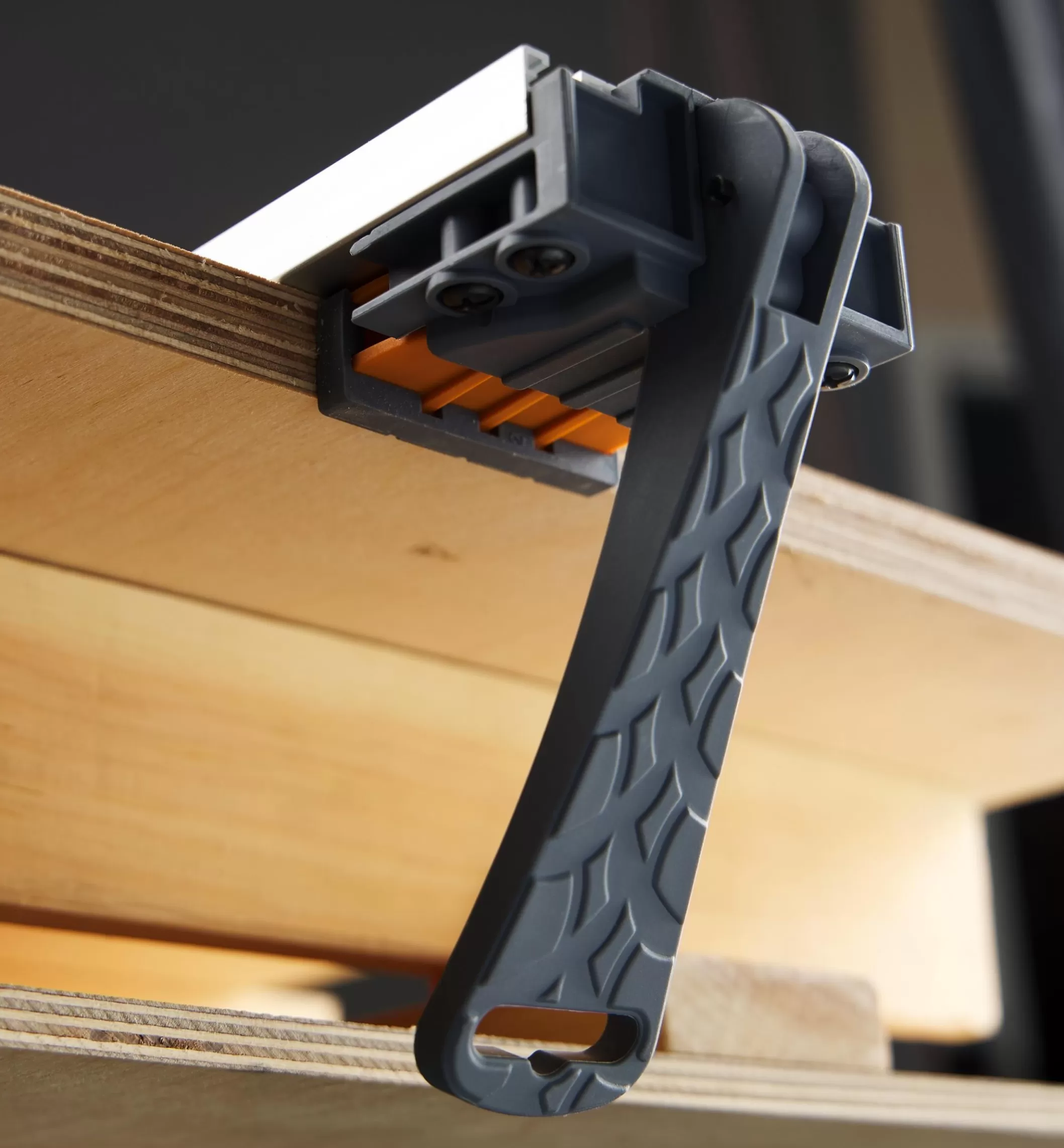 Clearance Lee Valley WTX Modular Clamp Edge With Ruler