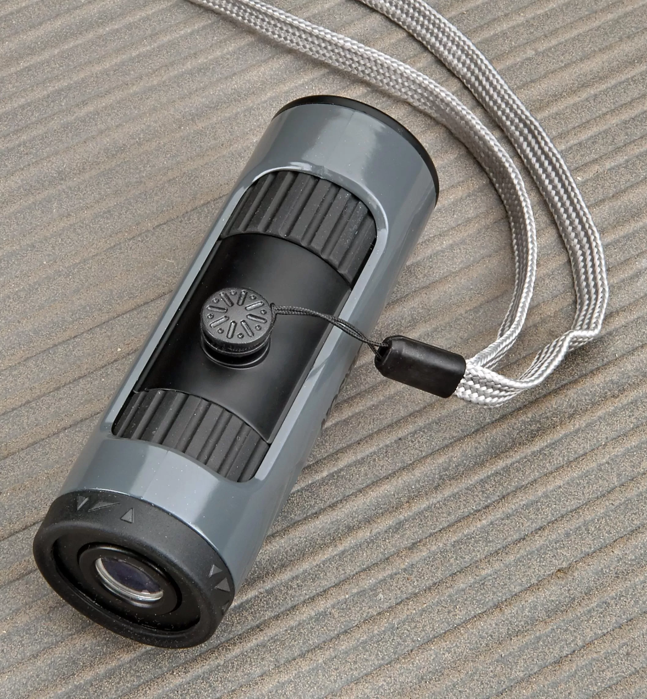 Shop Lee Valley Zoom Monocular